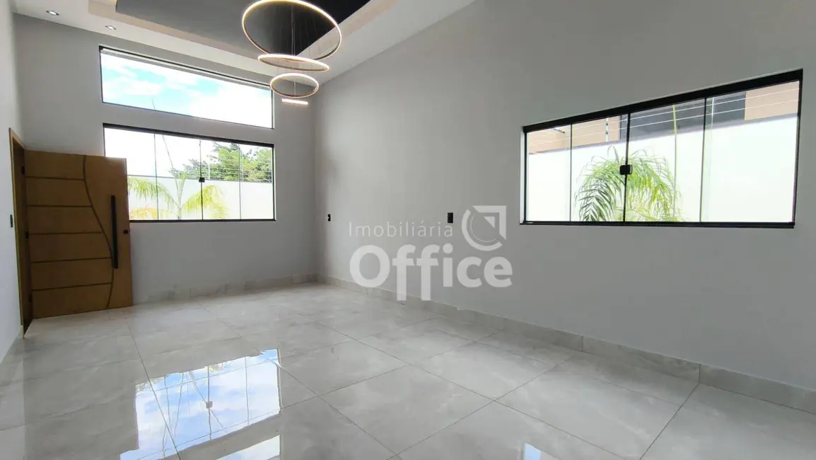 Foto 6 de Casa com 3 quartos à venda, 420m2 em Anapolis - GO
