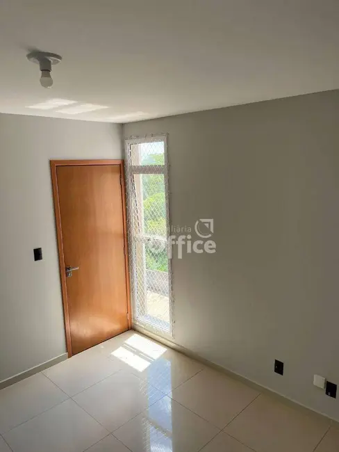 Apartamento com 2 quartos para alugar, 55m2 em Chácaras Americanas, Anapolis - GO - imagem 7 Foto 7 de Apartamento com 2 quartos para alugar, 55m2 em Chácaras Americanas, Anapolis - GO