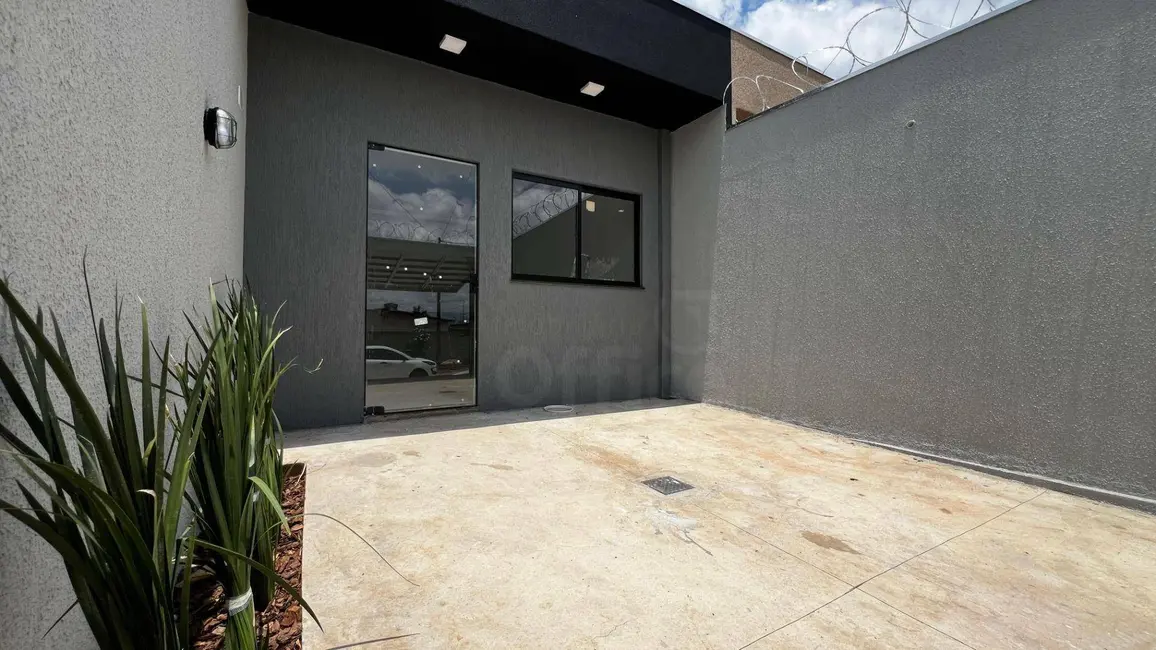 Foto 2 de Casa com 2 quartos à venda, 100m2 em Víviam Parque, Anapolis - GO