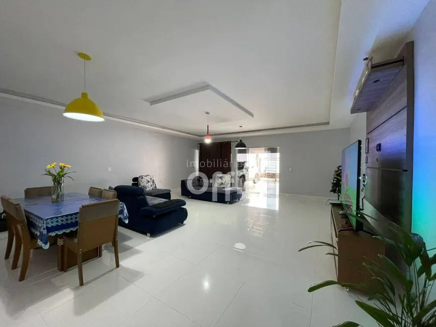 Foto 9 de Casa com 3 quartos à venda, 360m2 em Setor Sul Jamil Miguel, Anapolis - GO