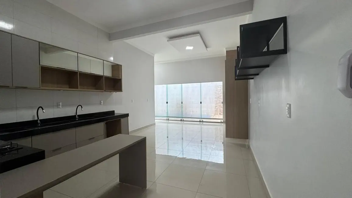 Foto 4 de Casa com 3 quartos à venda, 305m2 em Residencial Vale do Sol, Anapolis - GO
