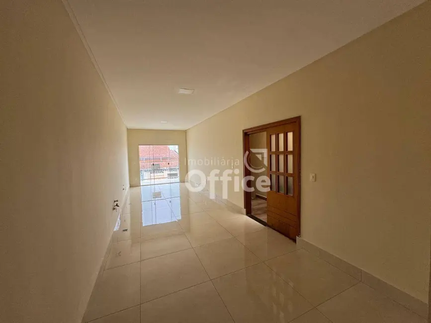 Sala Comercial para alugar, 67m2 em Anapolis - GO - imagem 4 Foto 4 de Sala Comercial para alugar, 67m2 em Anapolis - GO