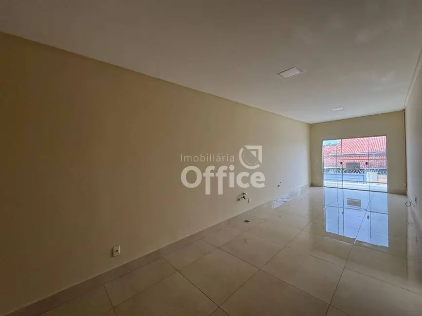 Sala Comercial para alugar, 67m2 em Anapolis - GO - imagem 3 Foto 3 de Sala Comercial para alugar, 67m2 em Anapolis - GO