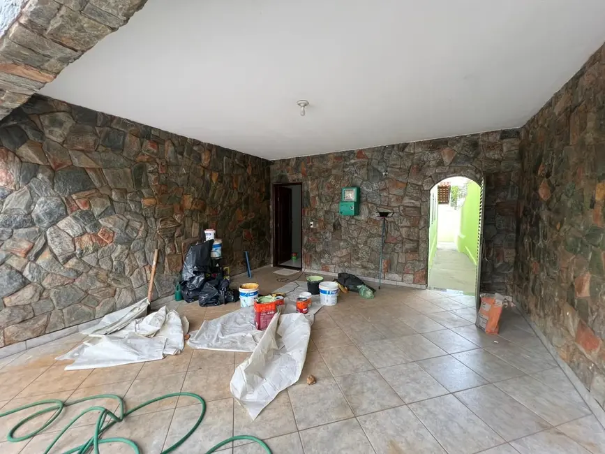 Sobrado com 5 quartos para alugar, 365m2 em Maracananzinho, Anapolis - GO - imagem 4 Foto 4 de Sobrado com 5 quartos para alugar, 365m2 em Maracananzinho, Anapolis - GO