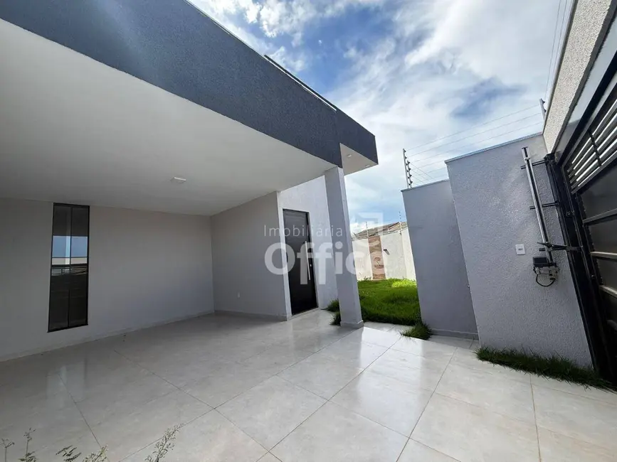 Foto 2 de Casa com 3 quartos à venda, 220m2 em Parque Brasília 2ª Etapa, Anapolis - GO