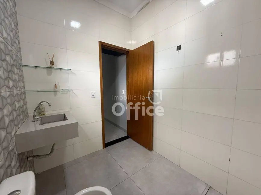Foto 8 de Casa com 3 quartos à venda, 220m2 em Parque Brasília 2ª Etapa, Anapolis - GO