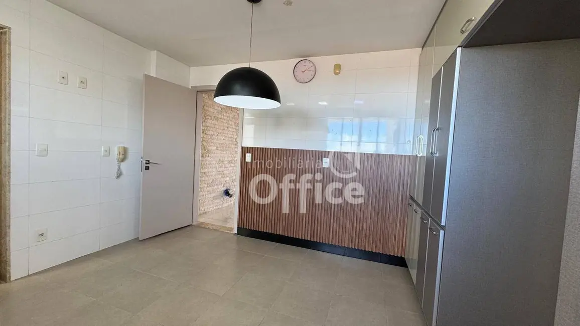 Foto 6 de Apartamento com 4 quartos à venda, 198m2 em Jundiaí, Anapolis - GO