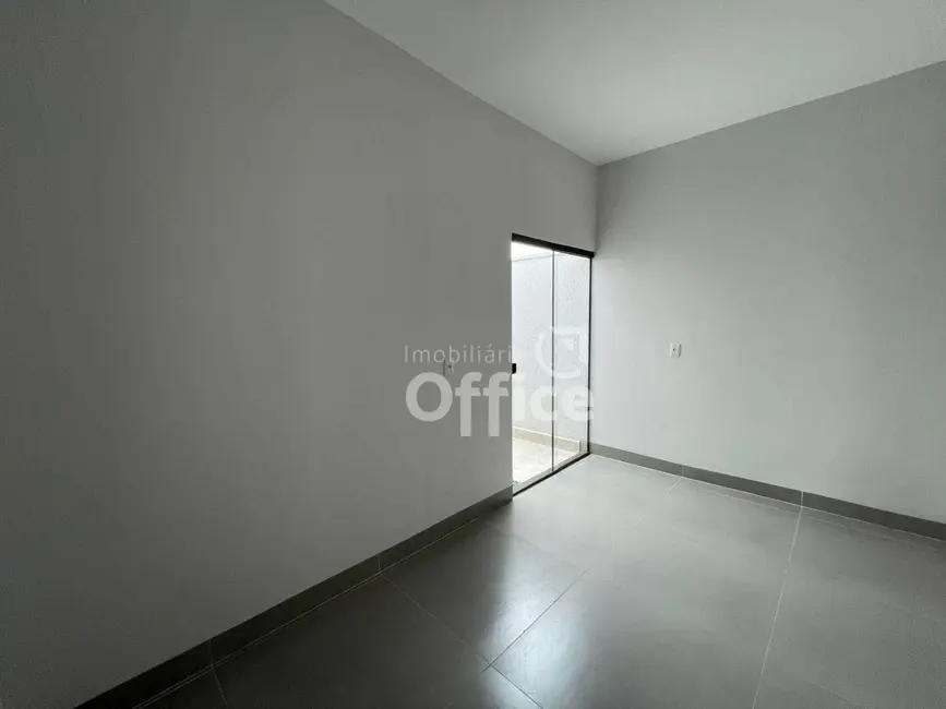 Foto 9 de Casa com 3 quartos à venda, 100m2 em Jardim Itália, Anapolis - GO