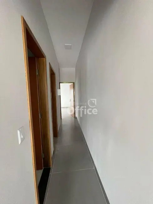 Foto 6 de Casa com 3 quartos à venda, 100m2 em Jardim Itália, Anapolis - GO
