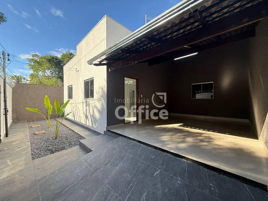 Foto 3 de Casa com 3 quartos à venda, 300m2 em Parque Brasília, Anapolis - GO