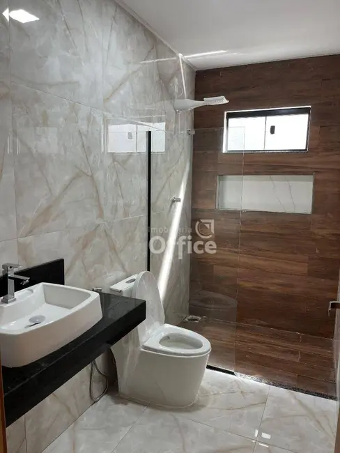 Foto 5 de Casa com 3 quartos à venda, 200m2 em Jardim Itália, Anapolis - GO