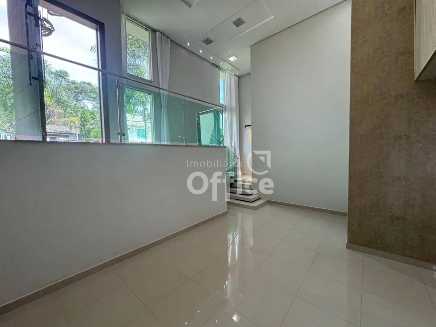 Foto 4 de Casa de Condomínio com 3 quartos para alugar, 525m2 em Anapolis - GO