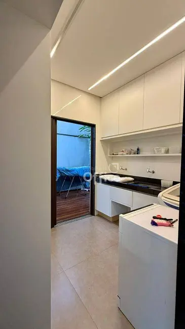 Casa de Condomínio com 4 quartos para alugar, 490m2 em Residencial Anaville, Anapolis - GO - imagem 6 Foto 6 de Casa de Condomínio com 4 quartos para alugar, 490m2 em Residencial Anaville, Anapolis - GO