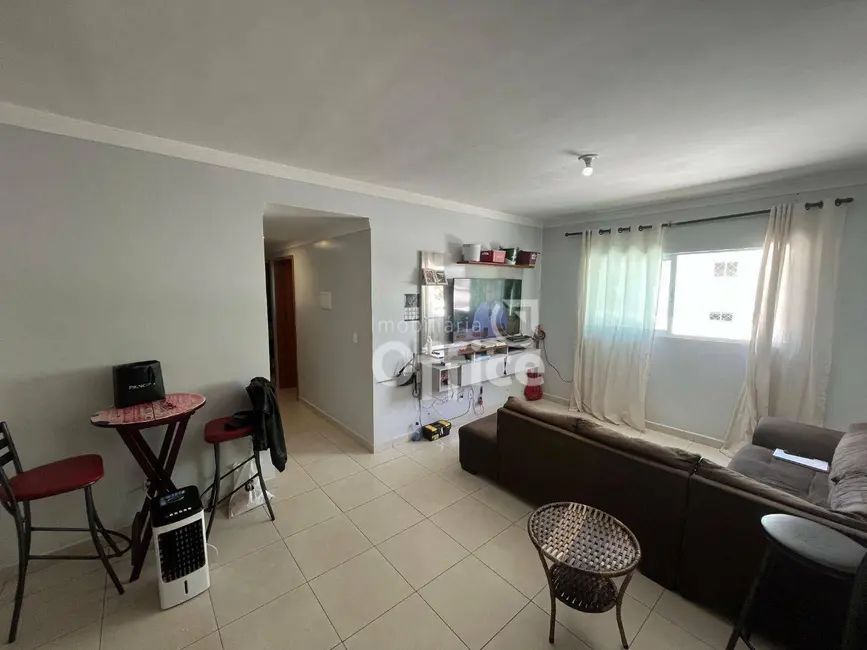 Foto 2 de Apartamento com 3 quartos à venda, 79m2 em Chácaras Colorado, Anapolis - GO