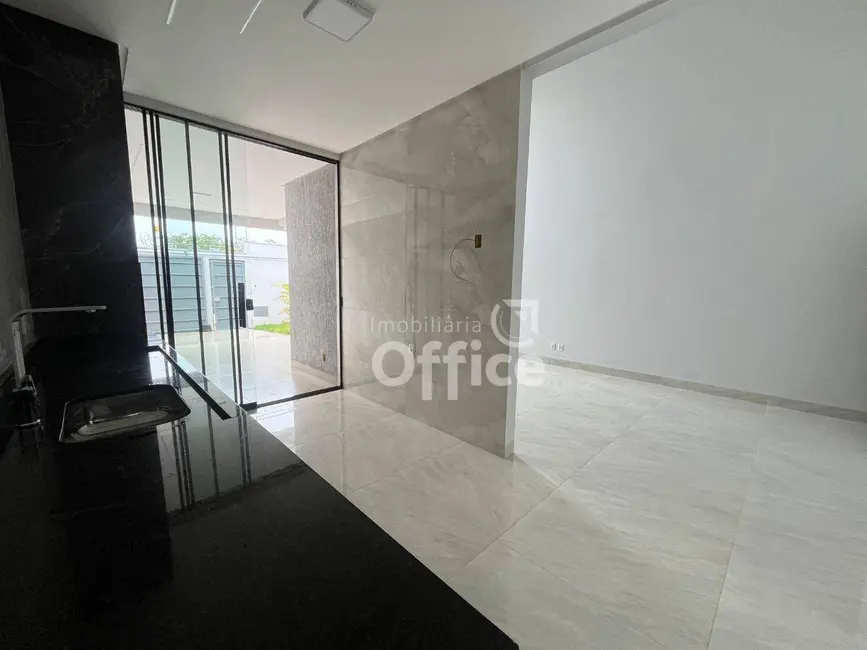 Foto 4 de Casa com 3 quartos à venda, 150m2 em Residencial Flor do Cerrado, Anapolis - GO