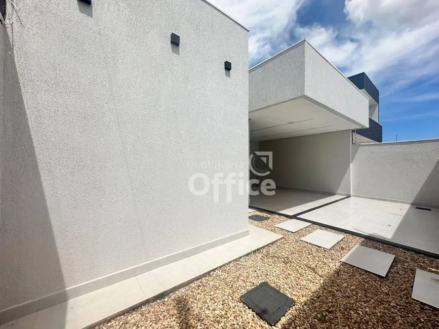 Foto 2 de Casa com 3 quartos à venda, 200m2 em Jardim Itália, Anapolis - GO