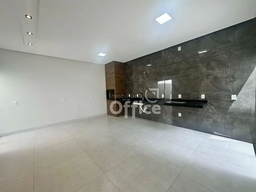 Foto 8 de Casa com 3 quartos à venda, 200m2 em Jardim Itália, Anapolis - GO