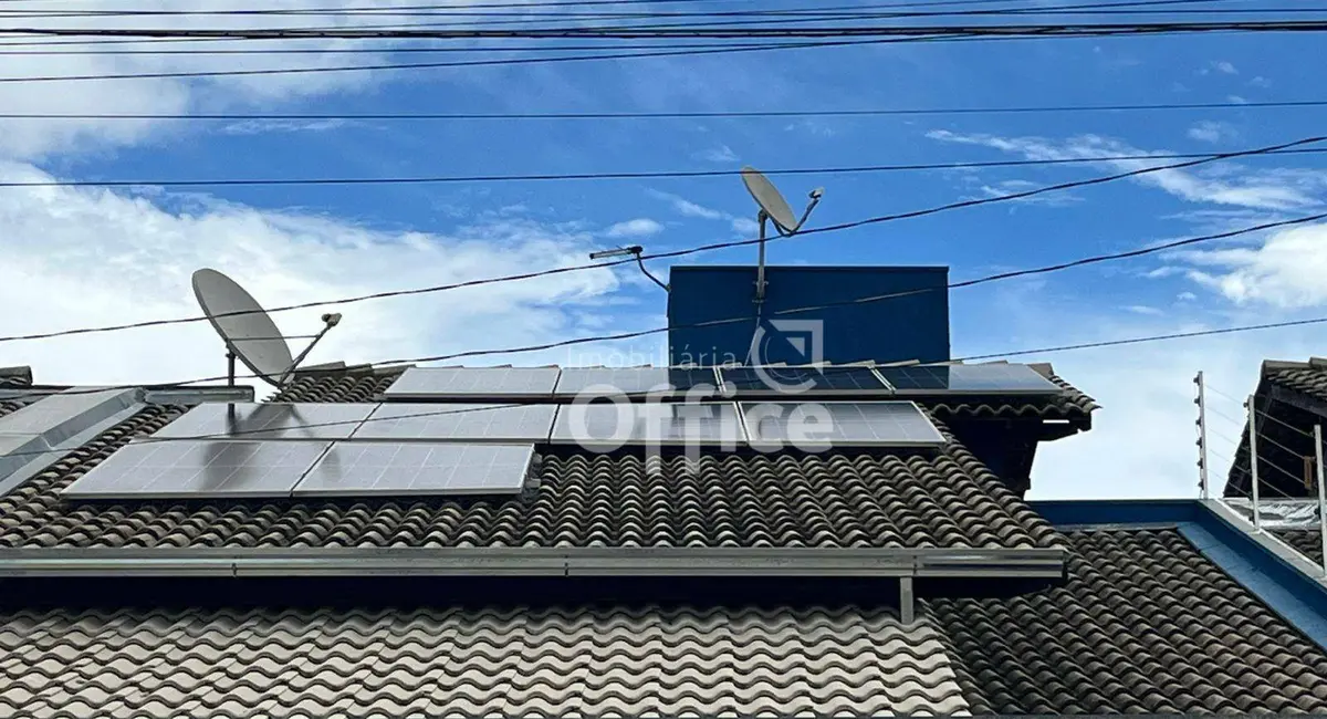 Foto 2 de Casa com 3 quartos à venda, 152m2 em Parque dos Pirineus, Anapolis - GO