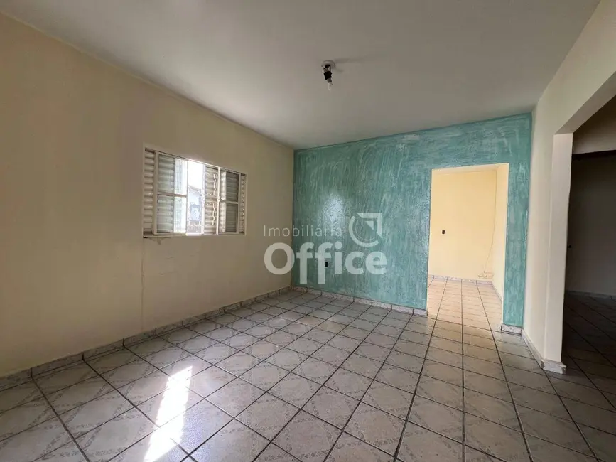 Casa com 3 quartos à venda, 360m2 em Jardim Alexandrina, Anapolis - GO - imagem 4 Foto 4 de Casa com 3 quartos à venda, 360m2 em Jardim Alexandrina, Anapolis - GO