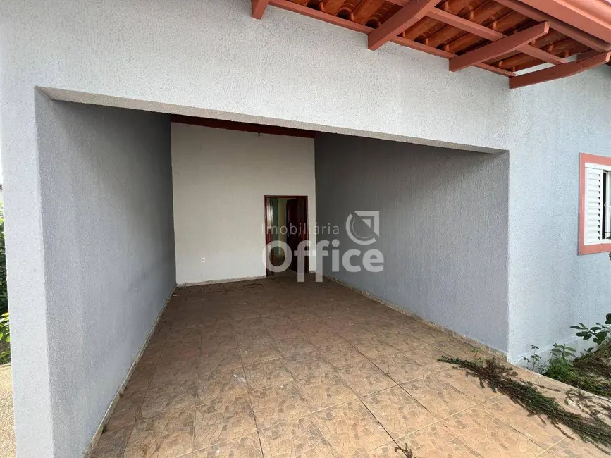 Casa com 3 quartos à venda, 360m2 em Jardim Alexandrina, Anapolis - GO - imagem 3 Foto 3 de Casa com 3 quartos à venda, 360m2 em Jardim Alexandrina, Anapolis - GO