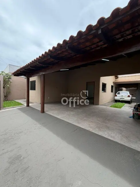 Foto 6 de Casa com 3 quartos à venda, 300m2 em Parque Brasília, Anapolis - GO