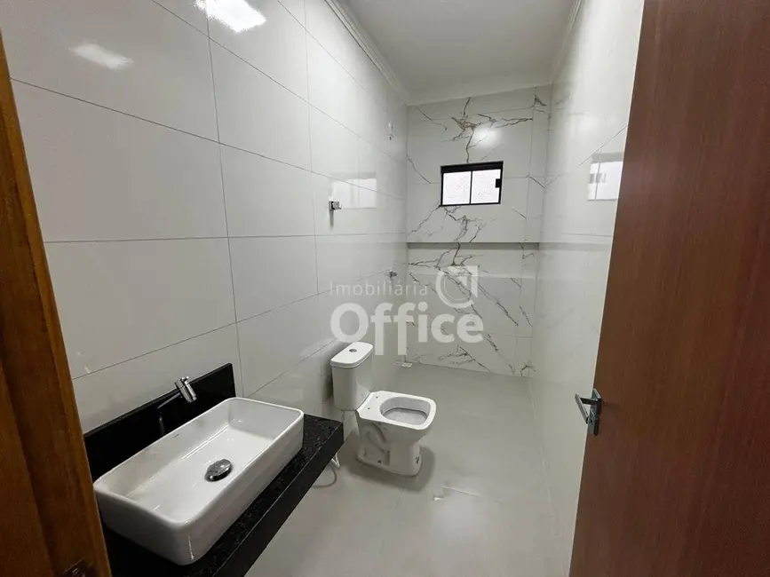 Foto 7 de Casa com 3 quartos à venda, 150m2 em Anapolis - GO