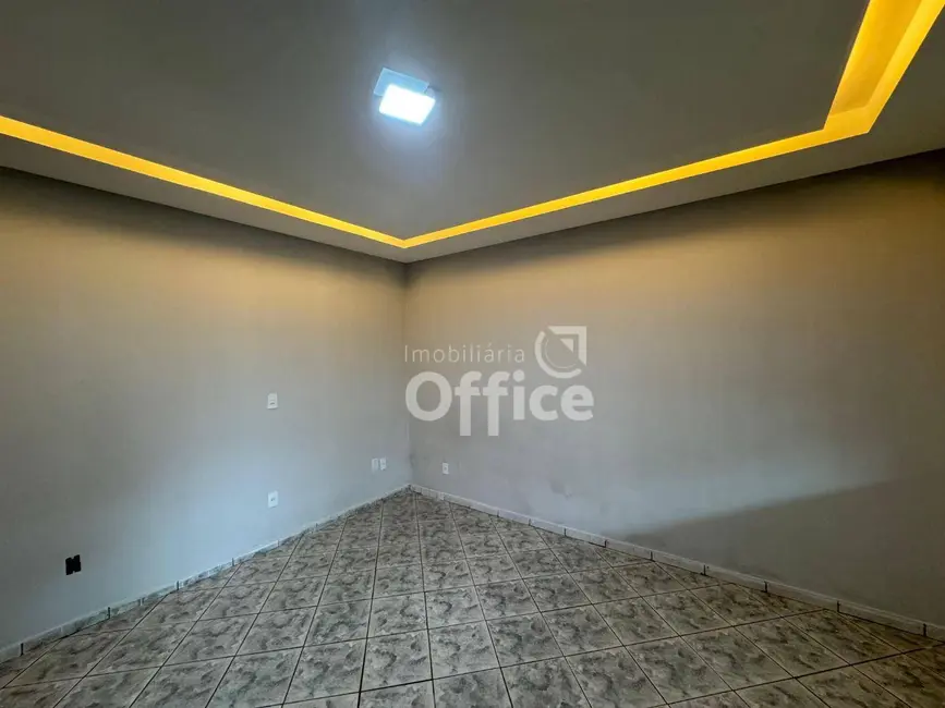 Foto 6 de Casa com 3 quartos para alugar, 400m2 em Boa Vista, Anapolis - GO