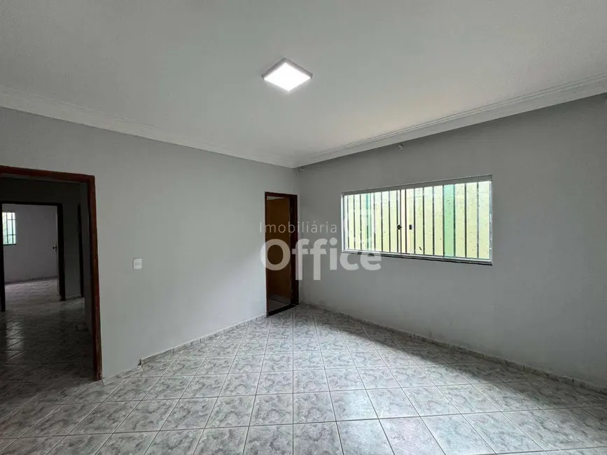Foto 9 de Casa com 3 quartos para alugar, 400m2 em Boa Vista, Anapolis - GO