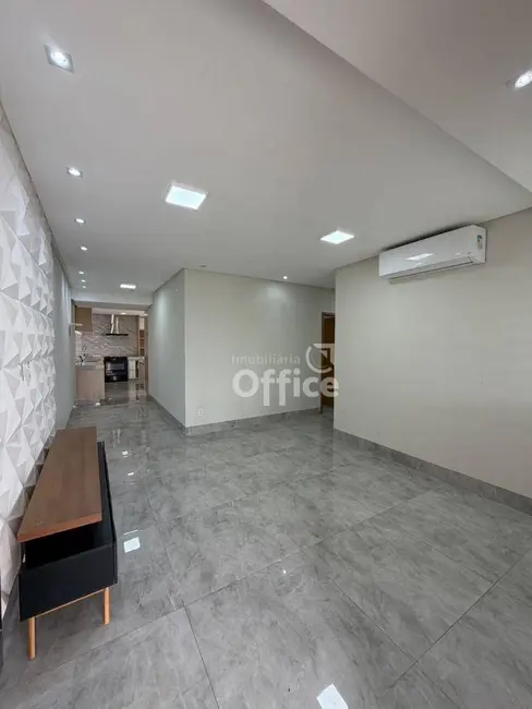 Foto 3 de Casa de Condomínio com 3 quartos à venda, 240m2 em Residencial Sol Nascente, Anapolis - GO