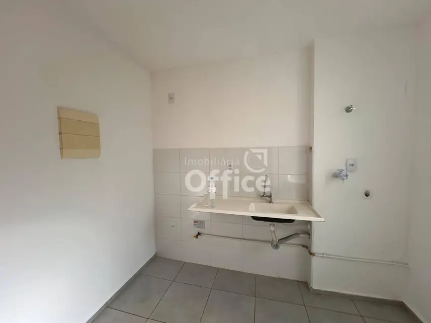 Foto 5 de Apartamento com 2 quartos para alugar, 50m2 em Lourdes, Anapolis - GO