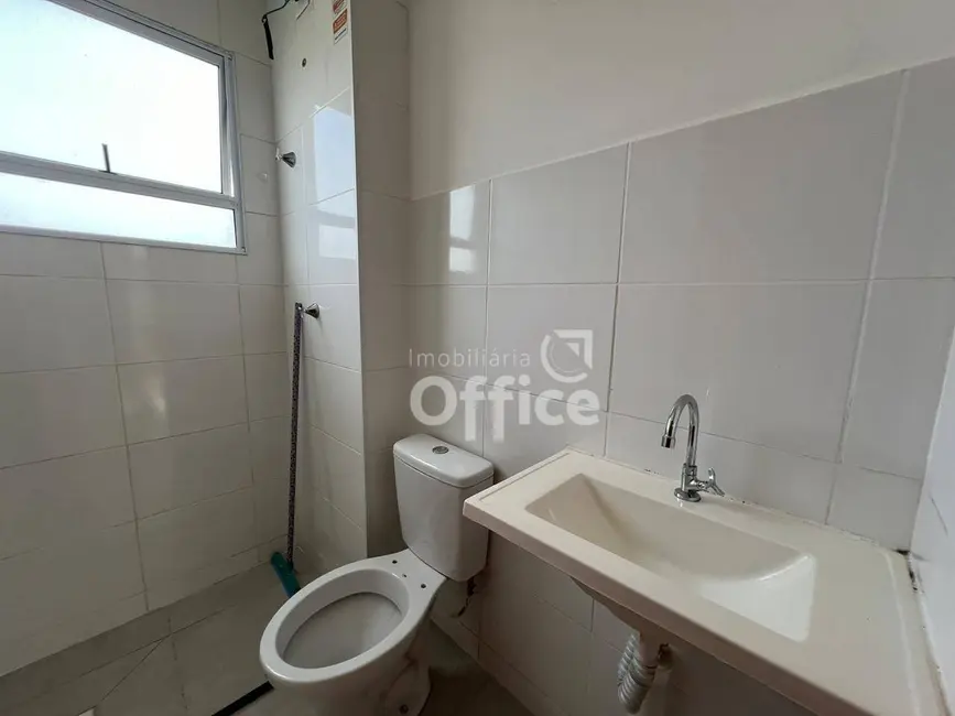 Foto 8 de Apartamento com 2 quartos para alugar, 50m2 em Lourdes, Anapolis - GO