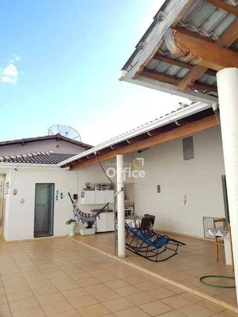 Casa com 3 quartos à venda, 490m2 em Jundiaí, Anapolis - GO - imagem 8 Foto 8 de Casa com 3 quartos à venda, 490m2 em Jundiaí, Anapolis - GO