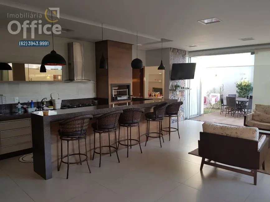 Foto 3 de Casa de Condomínio com 4 quartos à venda, 420m2 em Condomínio Vale dos Pássaros, Anapolis - GO