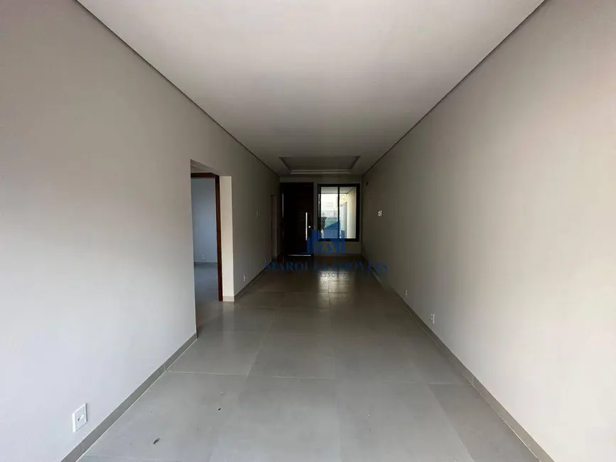 Foto 2 de Casa com 3 quartos à venda, 240m2 em Jardim Paulista, Ariquemes - RO