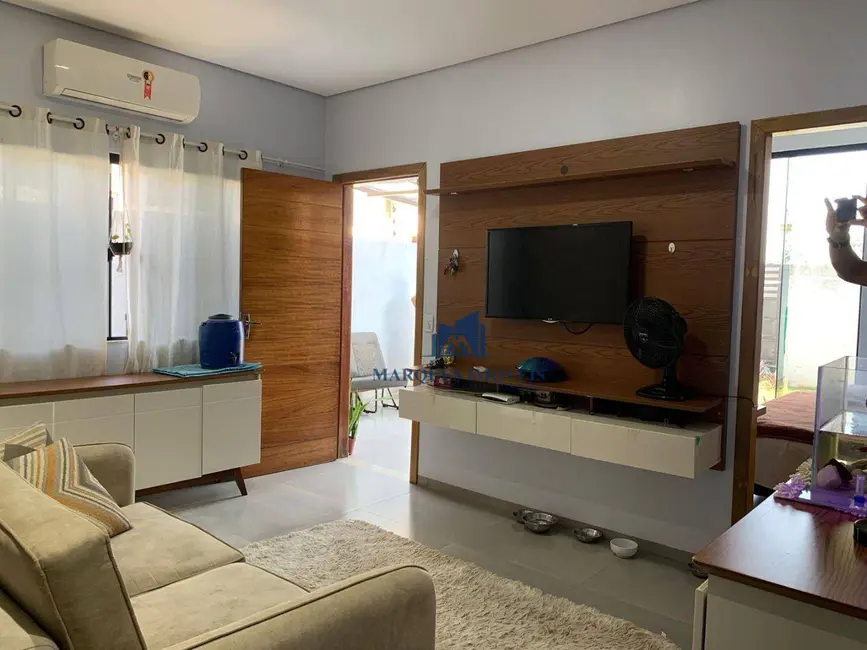 Foto 2 de Casa com 2 quartos à venda, 180m2 em Monte Alegre, Ariquemes - RO