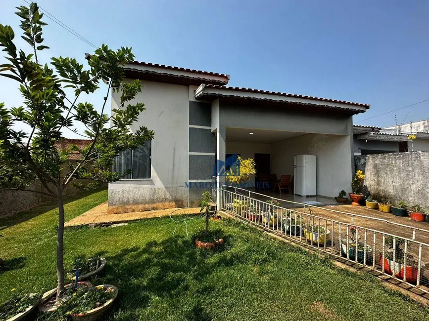 Foto 1 de Casa com 3 quartos à venda, 360m2 em Jardim Paraná, Ariquemes - RO