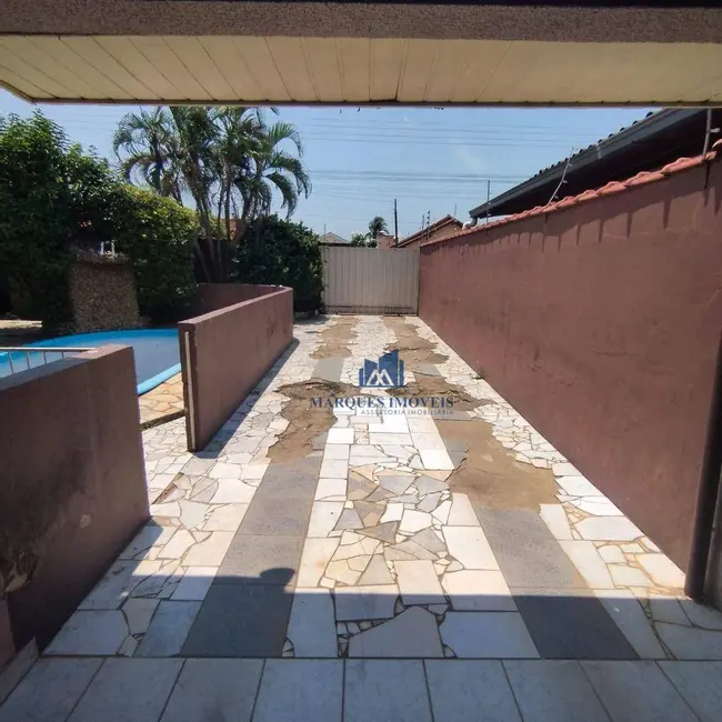 Foto 2 de Casa com 3 quartos à venda, 360m2 em Setor 05, Ariquemes - RO
