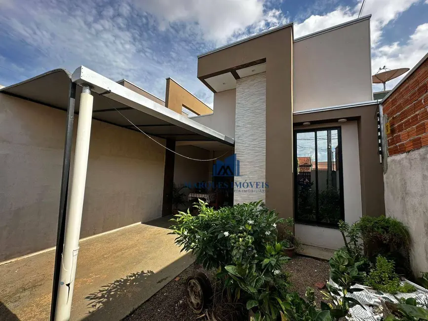 Foto 1 de Casa com 3 quartos à venda, 174m2 em Jardim Paraná, Ariquemes - RO