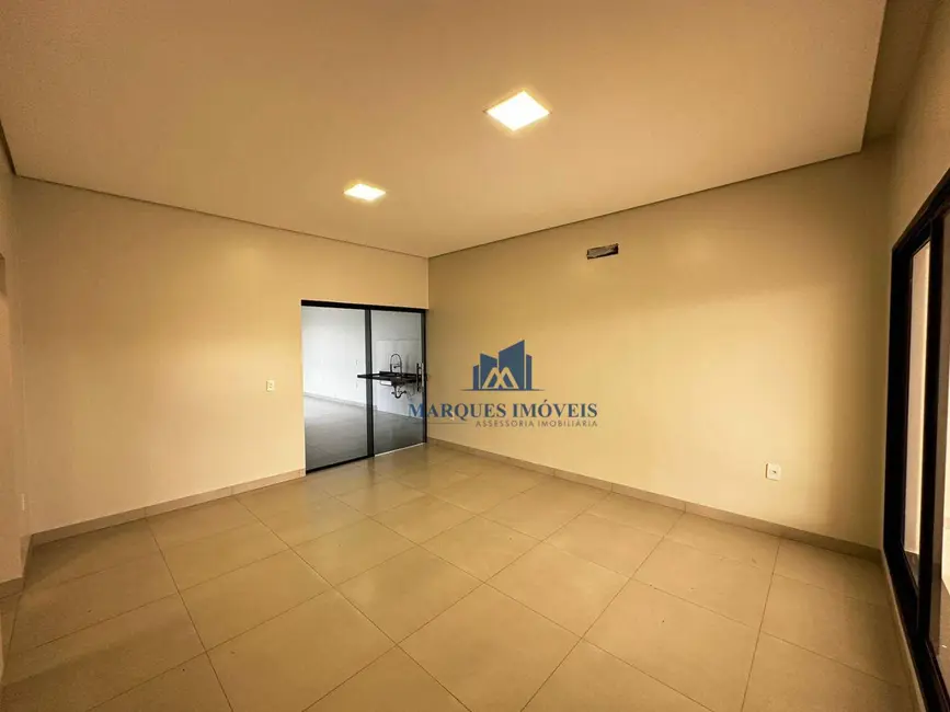 Foto 2 de Casa com 3 quartos à venda, 345m2 em Jardim Paulista, Ariquemes - RO