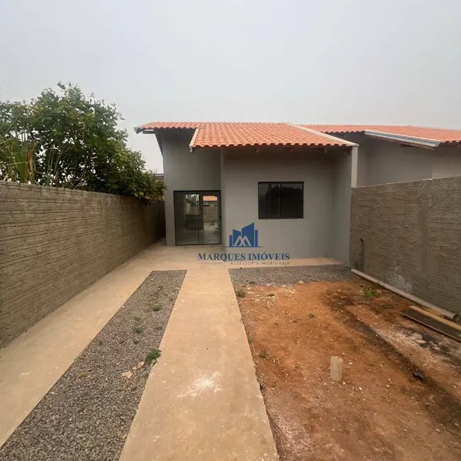 Foto 1 de Casa com 2 quartos à venda, 180m2 em Ariquemes - RO