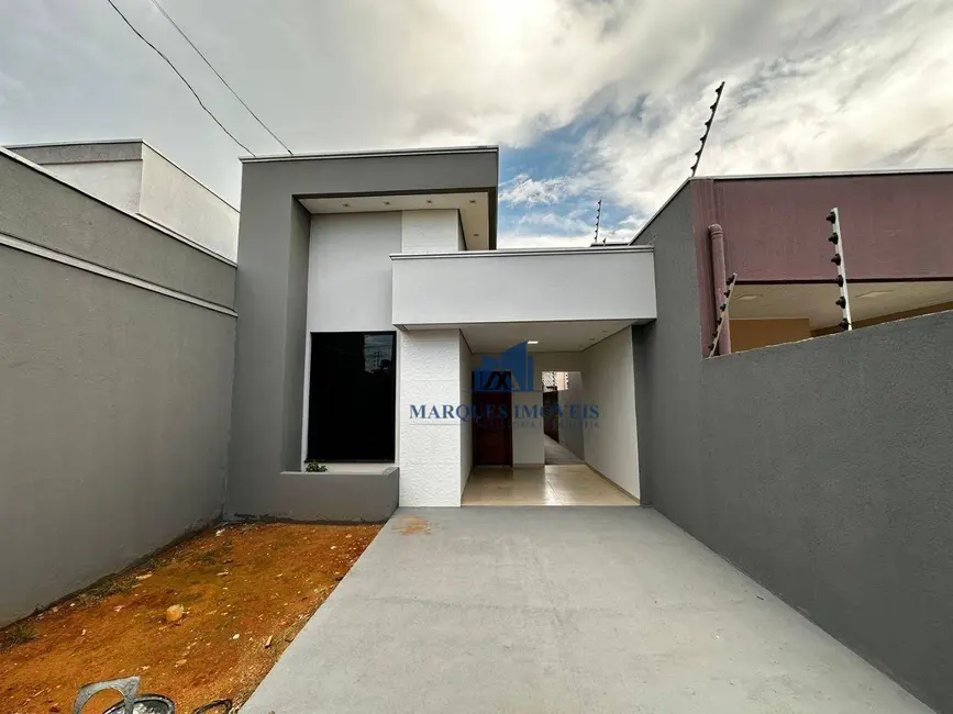 Foto 2 de Casa com 2 quartos à venda, 180m2 em Nova União 03, Ariquemes - RO