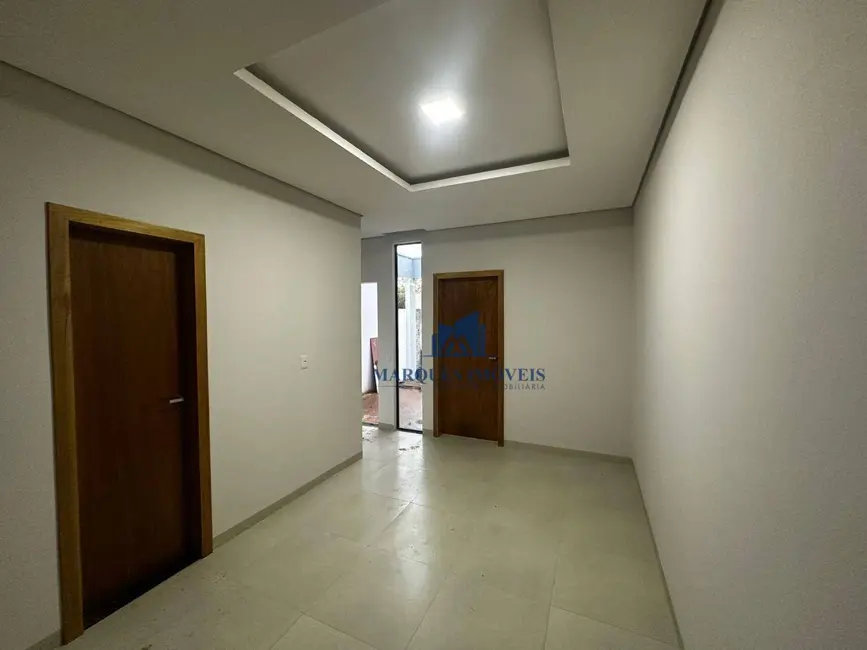 Foto 2 de Casa com 2 quartos à venda, 180m2 em Parque das Gemas, Ariquemes - RO