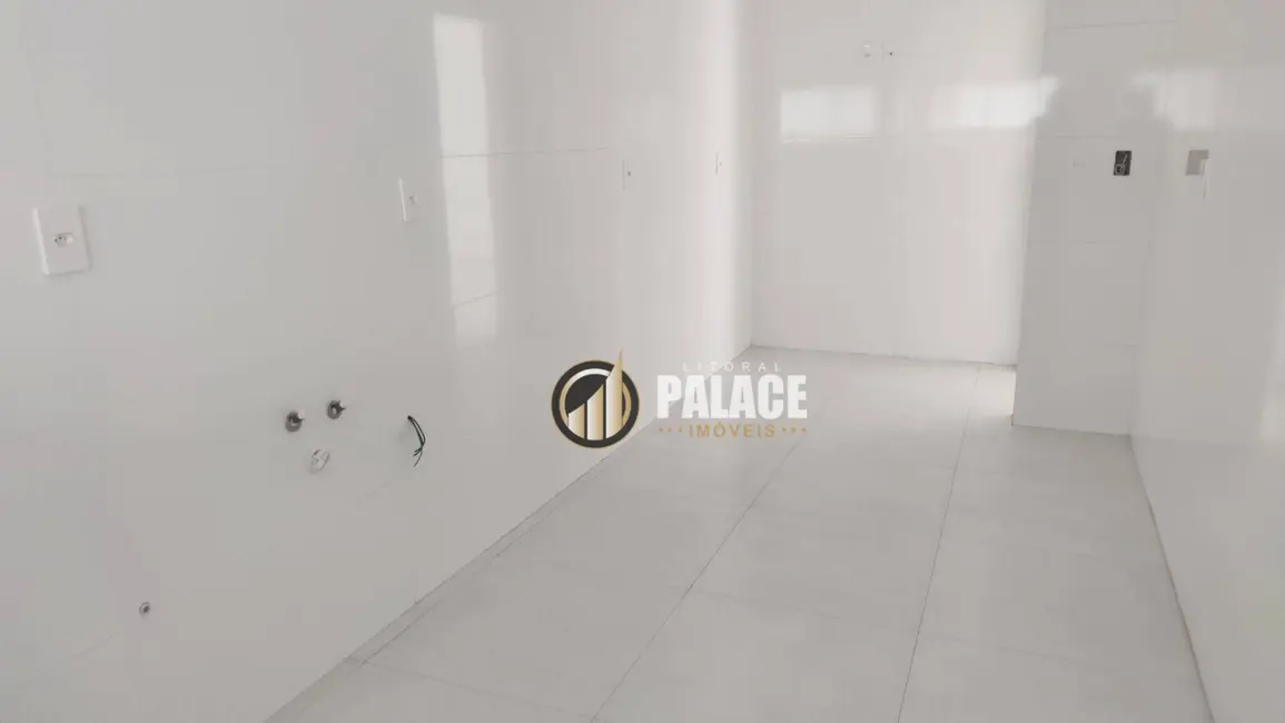 Apartamento com 3 quartos à venda, 154m2 em Canto do Forte, Praia Grande - SP - imagem 8 Foto 8 de Apartamento com 3 quartos à venda, 154m2 em Canto do Forte, Praia Grande - SP