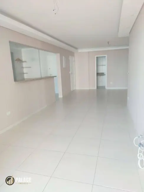 Foto 5 de Apartamento com 3 quartos à venda, 180m2 em Praia Grande - SP