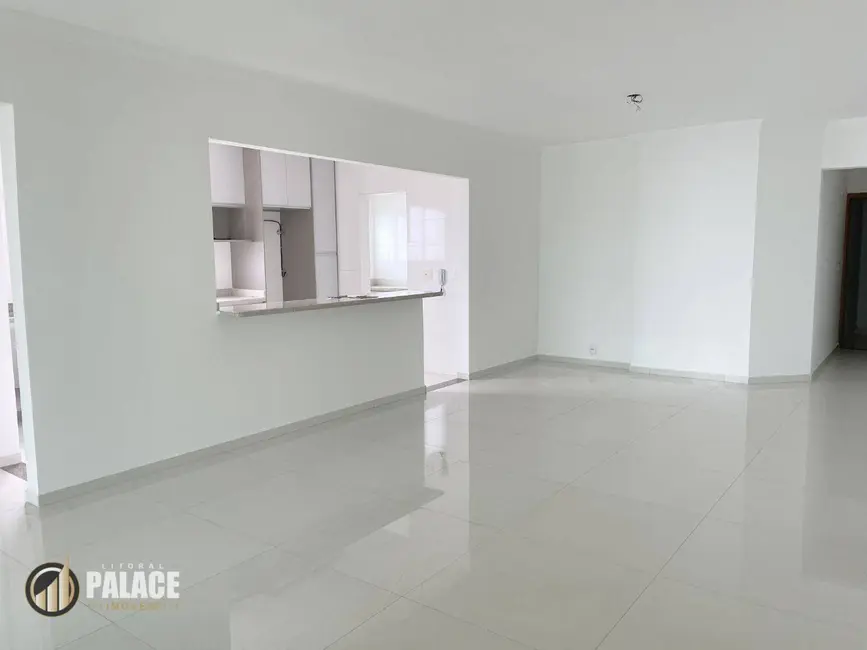Apartamento com 3 quartos à venda, 220m2 em Tupi, Praia Grande - SP - imagem 6 Foto 6 de Apartamento com 3 quartos à venda, 220m2 em Tupi, Praia Grande - SP