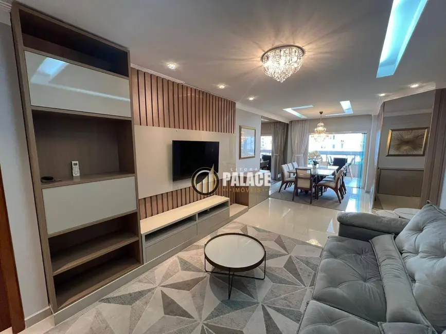 Foto 2 de Apartamento com 4 quartos à venda, 190m2 em Praia Grande - SP