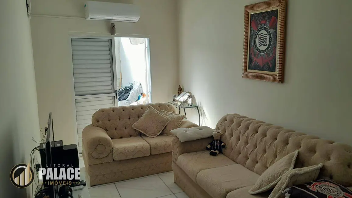 Foto 2 de Casa com 2 quartos à venda, 105m2 em Praia Grande - SP