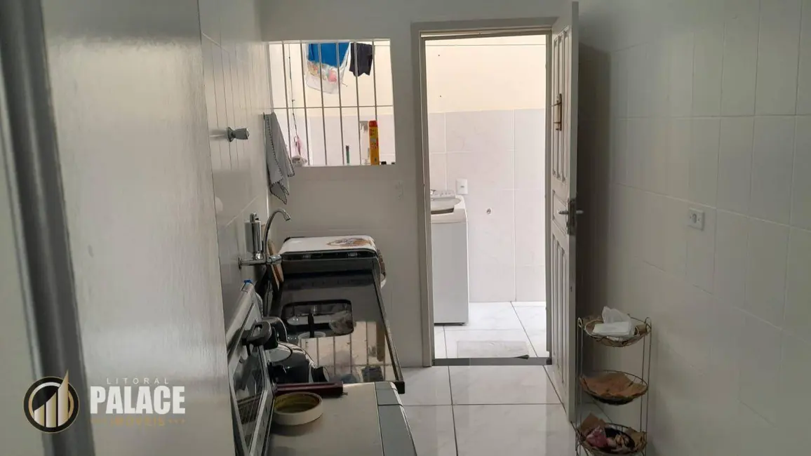 Foto 7 de Casa com 2 quartos à venda, 105m2 em Praia Grande - SP