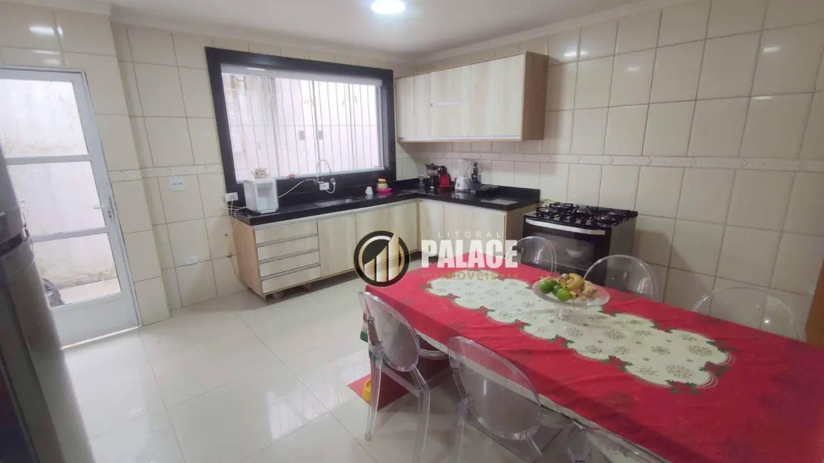 Sobrado com 2 quartos à venda, 86m2 em Praia Grande - SP - imagem 6 Foto 6 de Sobrado com 2 quartos à venda, 86m2 em Praia Grande - SP