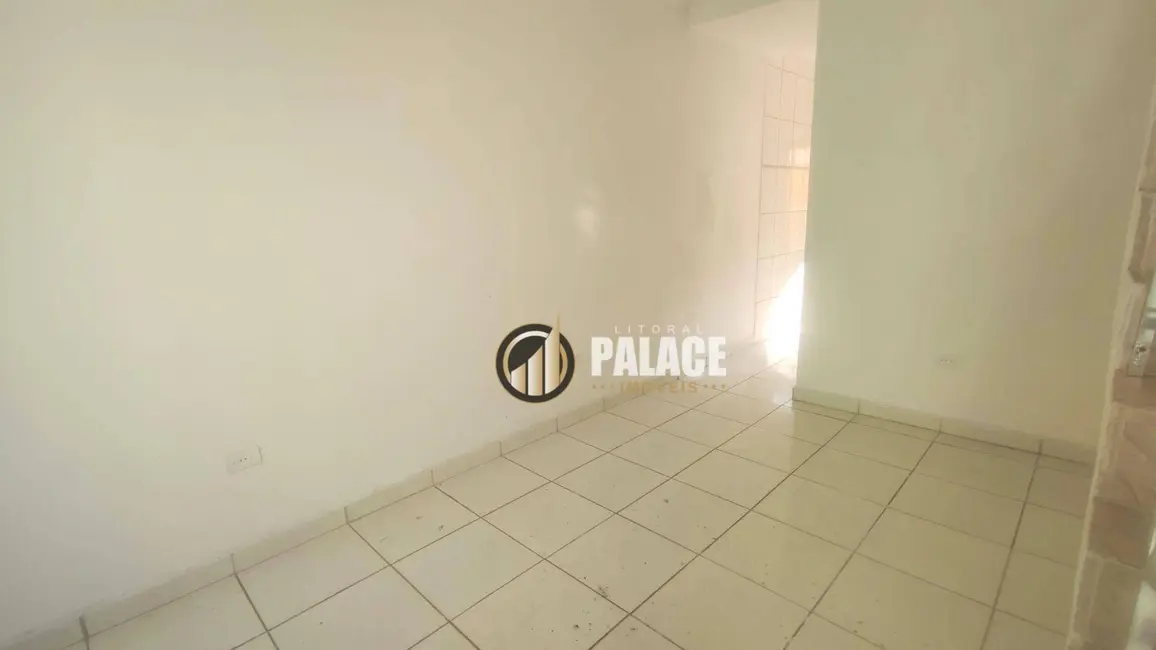 Sobrado com 2 quartos à venda, 60m2 em Praia Grande - SP - imagem 2 Foto 2 de Sobrado com 2 quartos à venda, 60m2 em Praia Grande - SP